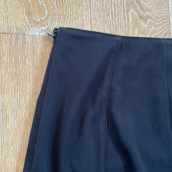 White House Black Market Skirt - Picture 7 of 8